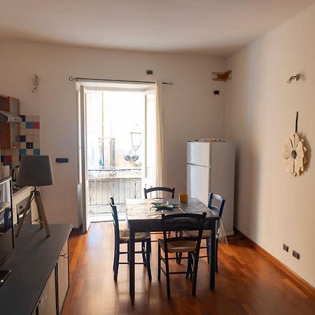 A 2 Passi Iglesias Exterior photo